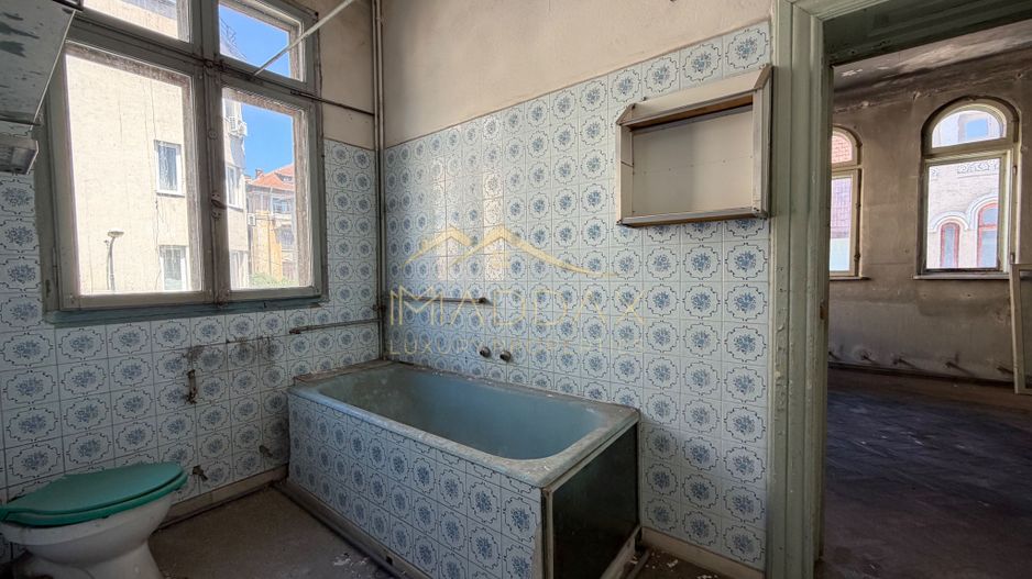 Vila cu 10 camere *540mp* // Zona Titulescu - Poză 13