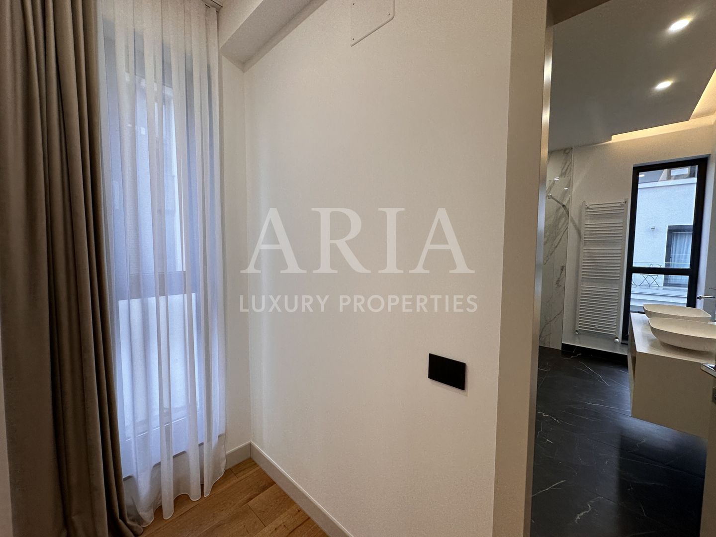 Vila de LUX cu 7 camere IANCU NICOLAE - Poză 21