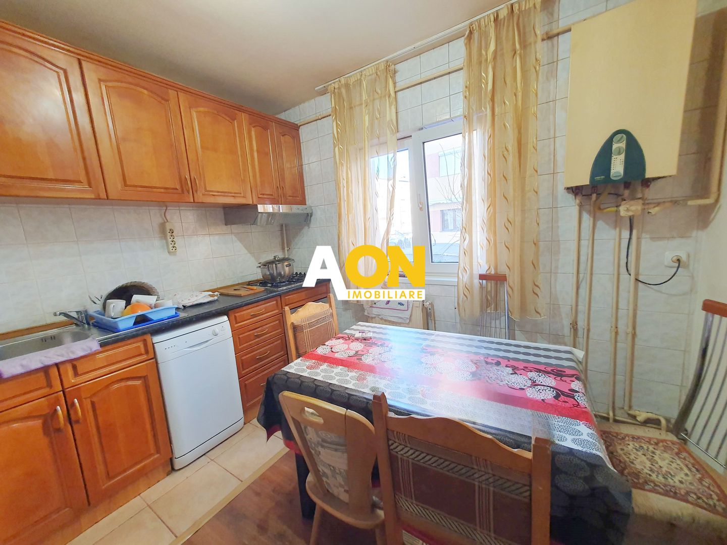 Apartament 3 camere, etaj 1, zona Agra`s ( Mercur ) Cetate - Poză 9