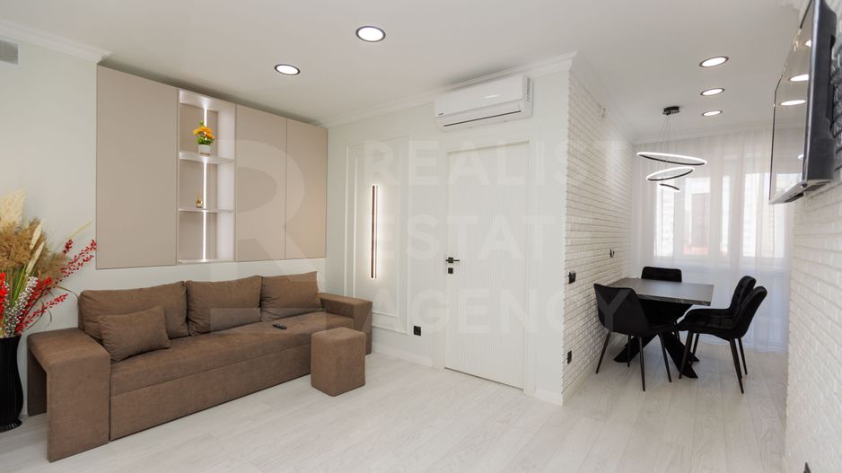 Vânzare, apartament, 2 dormitoare, str. Ion Buzdugan, Buiucani - Poză 2