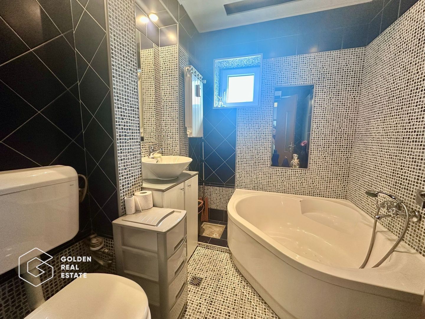 Apartament 2 camere, zona Alfa, aproape de tramvai, loc parcare inclus - Poză 9