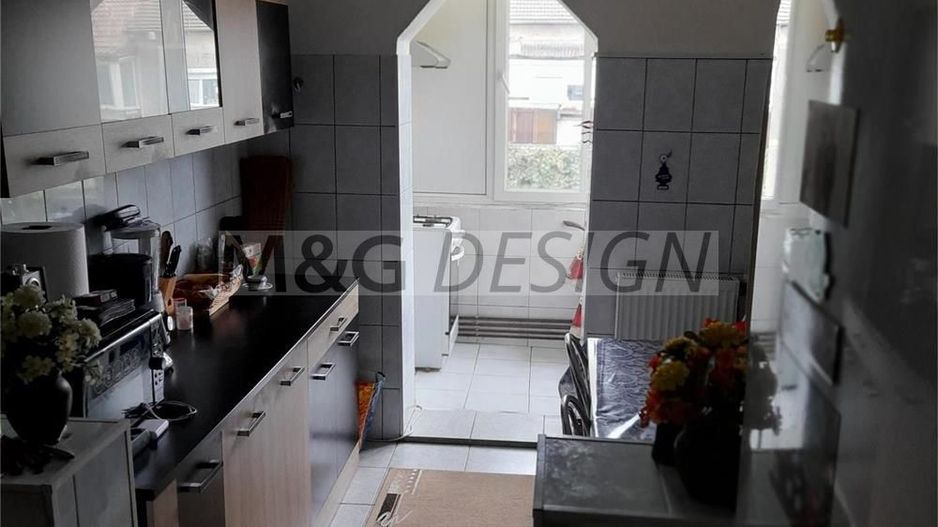 Apartament 3 camere zona Lipovei - Poză 2