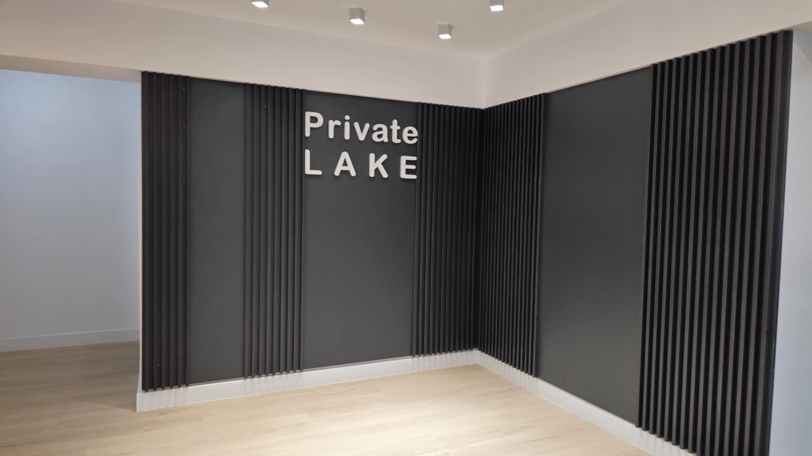 2 camere cu vedere frontala lac – Private Lake Mamaia - posibilitate esalonare - Poză 8