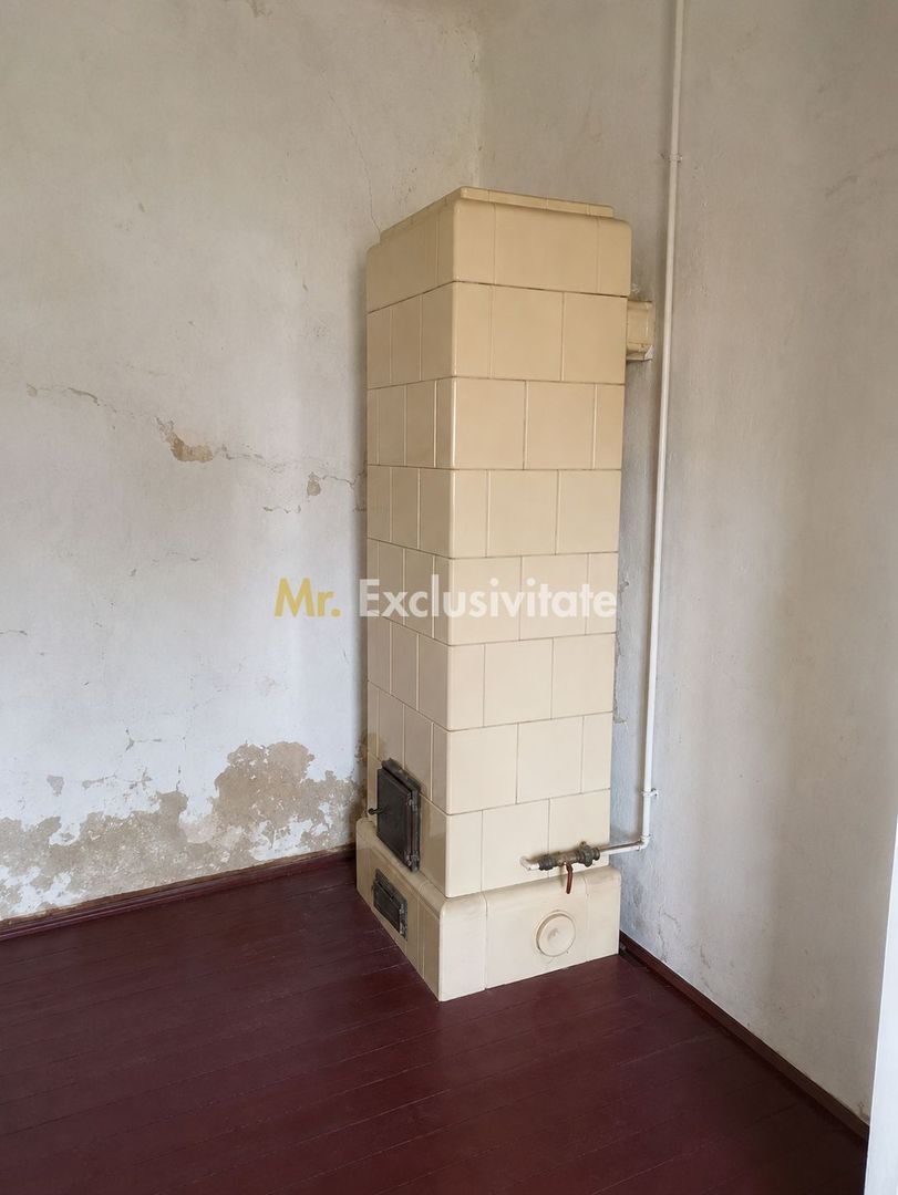 Casă de vânzare cu teren generos în Valea lui Mihai - Poză 6