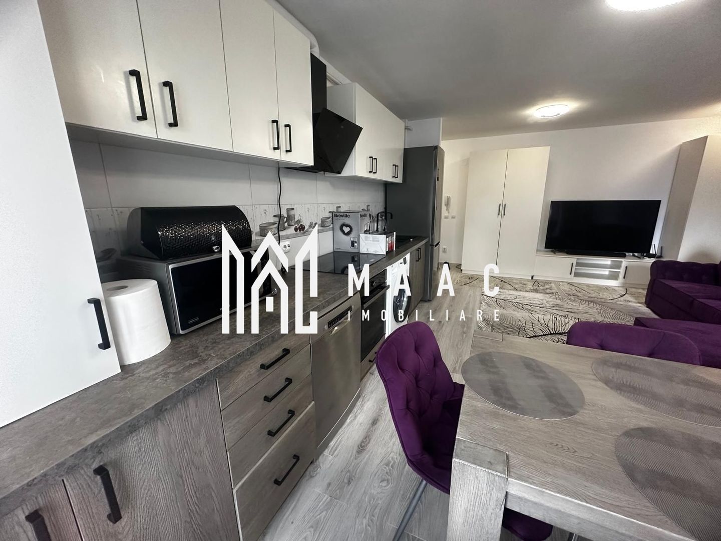 Apartament 3 camere | Balcon | Parcare | Lift | Central - Poză 3