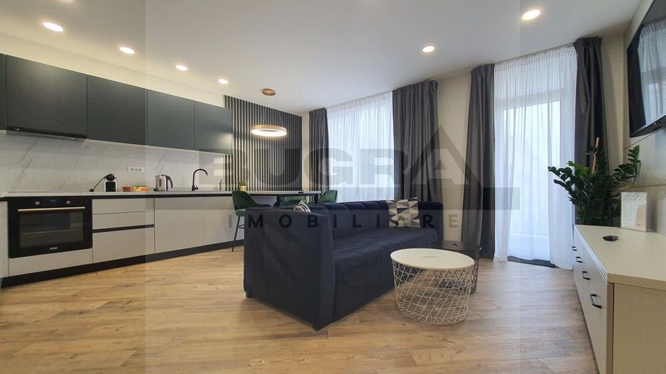 Apartament 2 camere - lux, parcare, zona Centrala - Poză 1