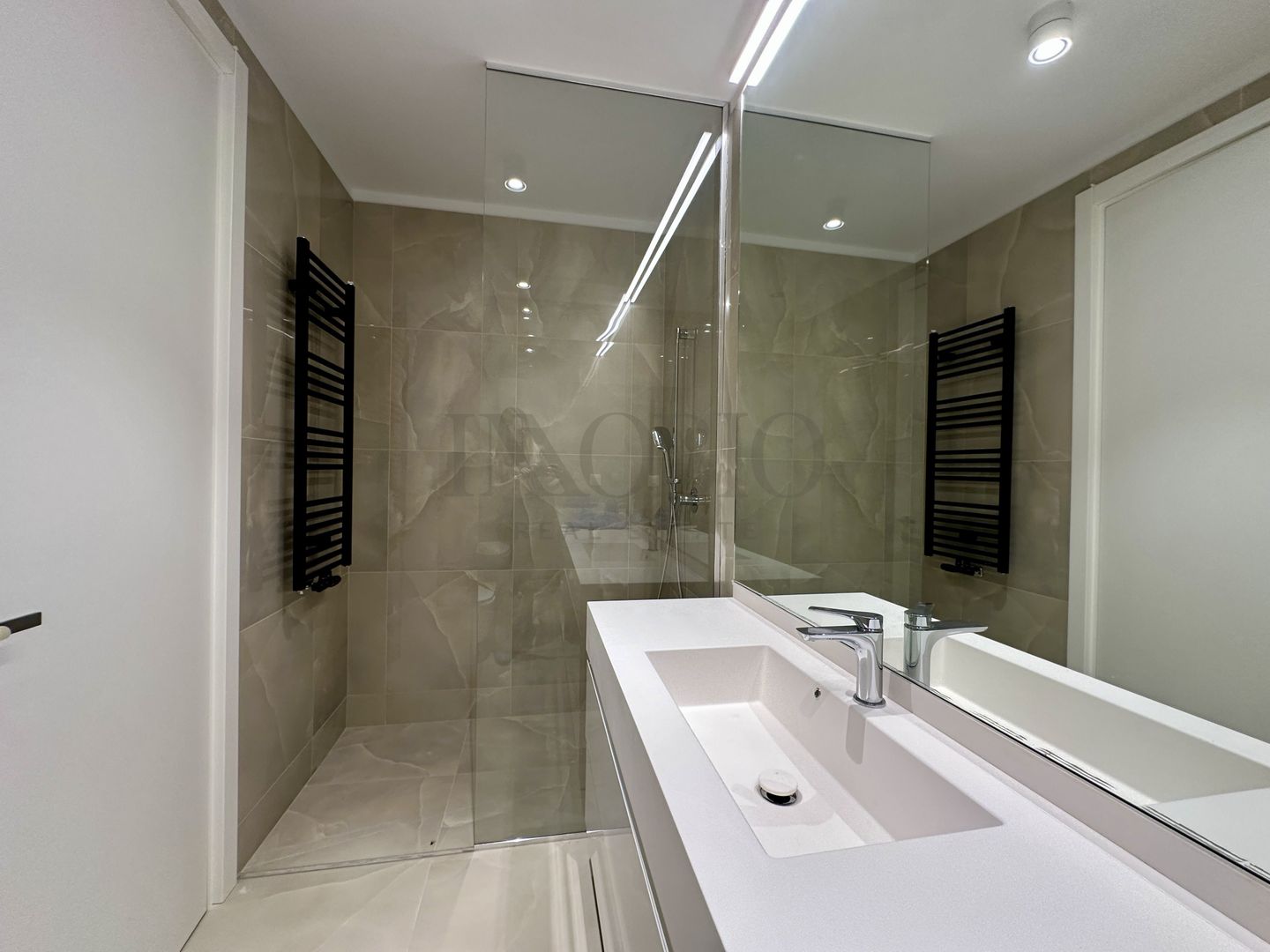 Apartament 3 Camere | One Verdi | Loc de Parcare - Poză 12