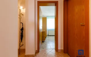 Apartament cu priveliste, 4 cam, decomandat – Zona Lipovei - Poză 16