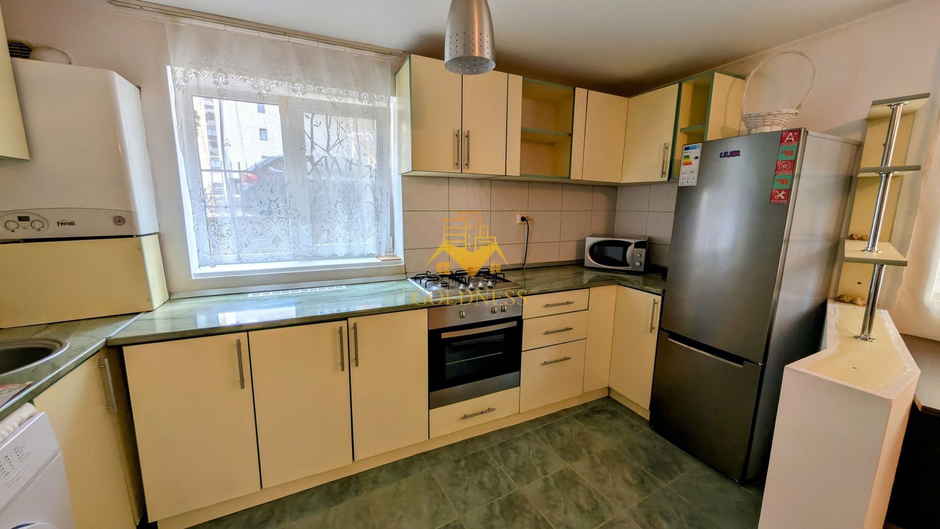 2 Camere, Buna Ziua, Lidl, Grand Hotel Italia, Lidl, 18 Gym, Mol, OMV - Poză 4