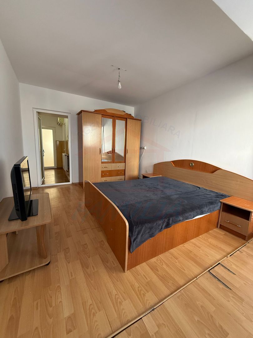 APARTAMENT 4 CAMERE, MICRO 20, 110.000 € - Poză 12