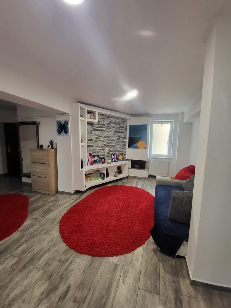 APARTAMENT MODERN CU 4 CAMERE IN AMPOI 2 - Poză 1