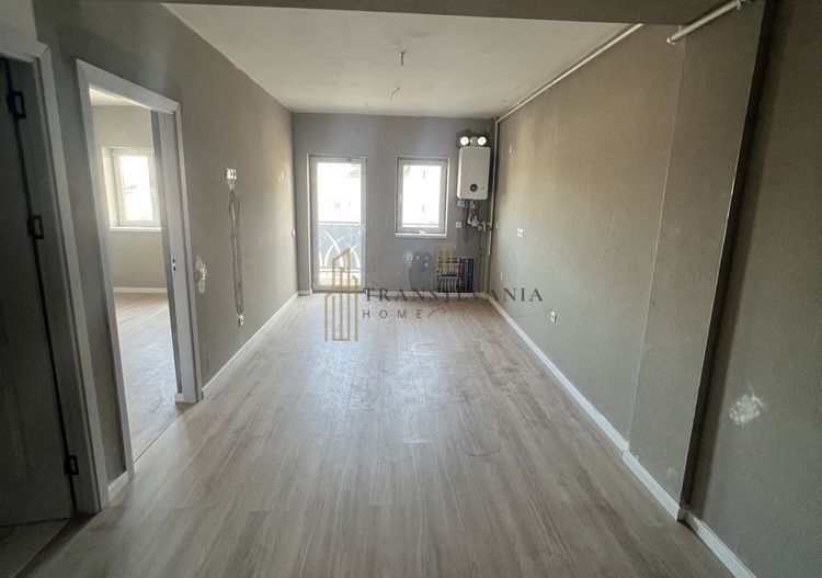 Vanzare apartament nou, suprafata generoasa - Poză 1