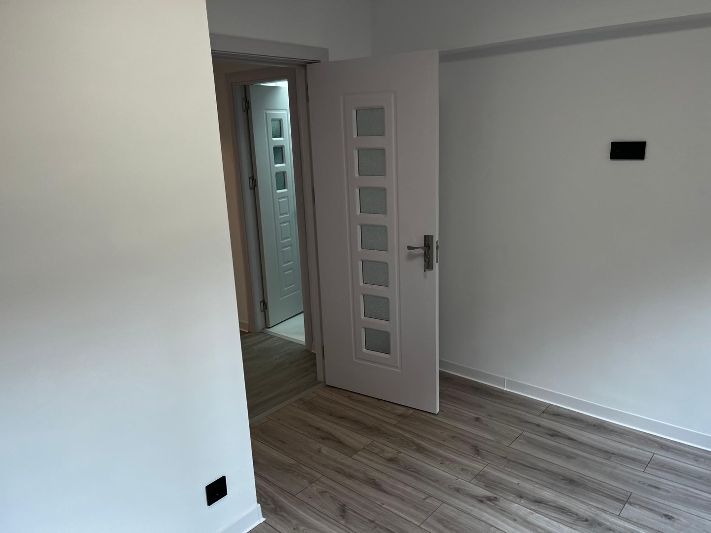 4 camere renovat | vedere fântâni Unirii | Bibescu Vodă | 106 mp - Poză 24