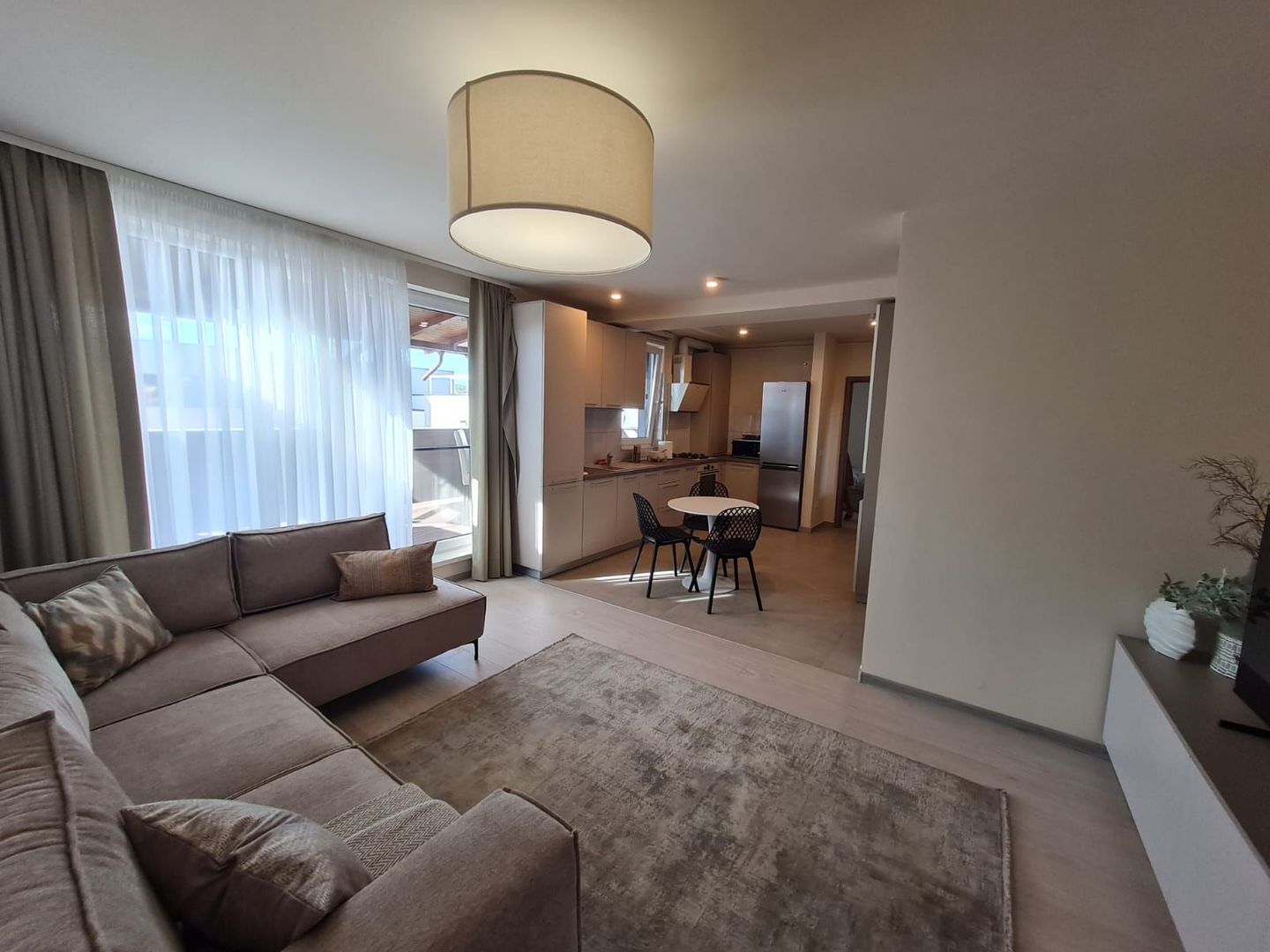 Apartament 2 camere la prima închiriere zona Braytim - Poză 1