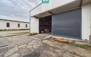 Hală industrială izolată 120 mp, panouri sandwich - Poză 2