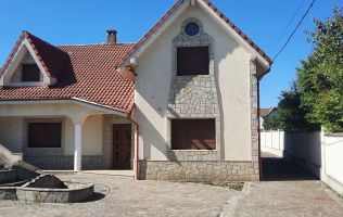 🏡VILĂ DEOSEBITĂ 250 MP UTILI - DANCU - 280.000 EURO