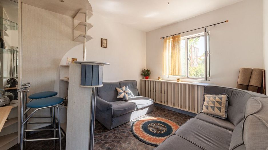 Casa visurilor cu 4000 mp livada roditoare si gradina Darmanesti-Arges - Poză 20