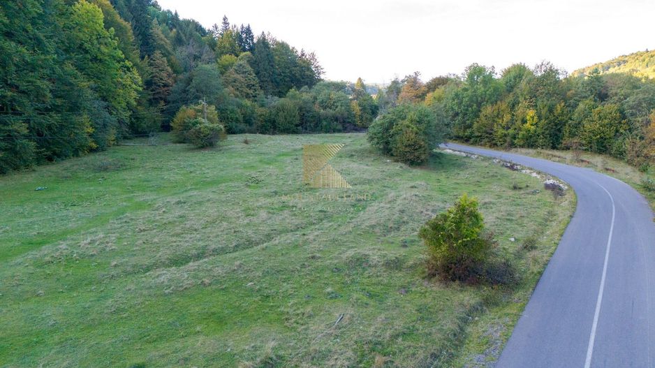 Parcele de teren de 1000 mp în Râșnov, str. Glăjărie Râul Mare - Poză 8