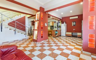 Casa cu curte | Potential pentru rezidenta sau afacere| Aparatorii Patriei - Poză 5