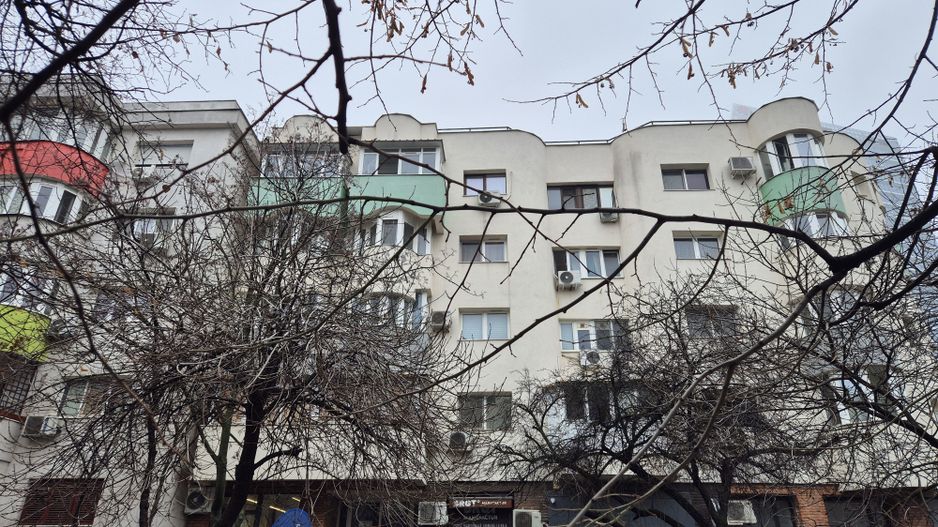 Apartament cu 3 camere 72 mp - bloc 1986 - Aviatiei - Poză 11