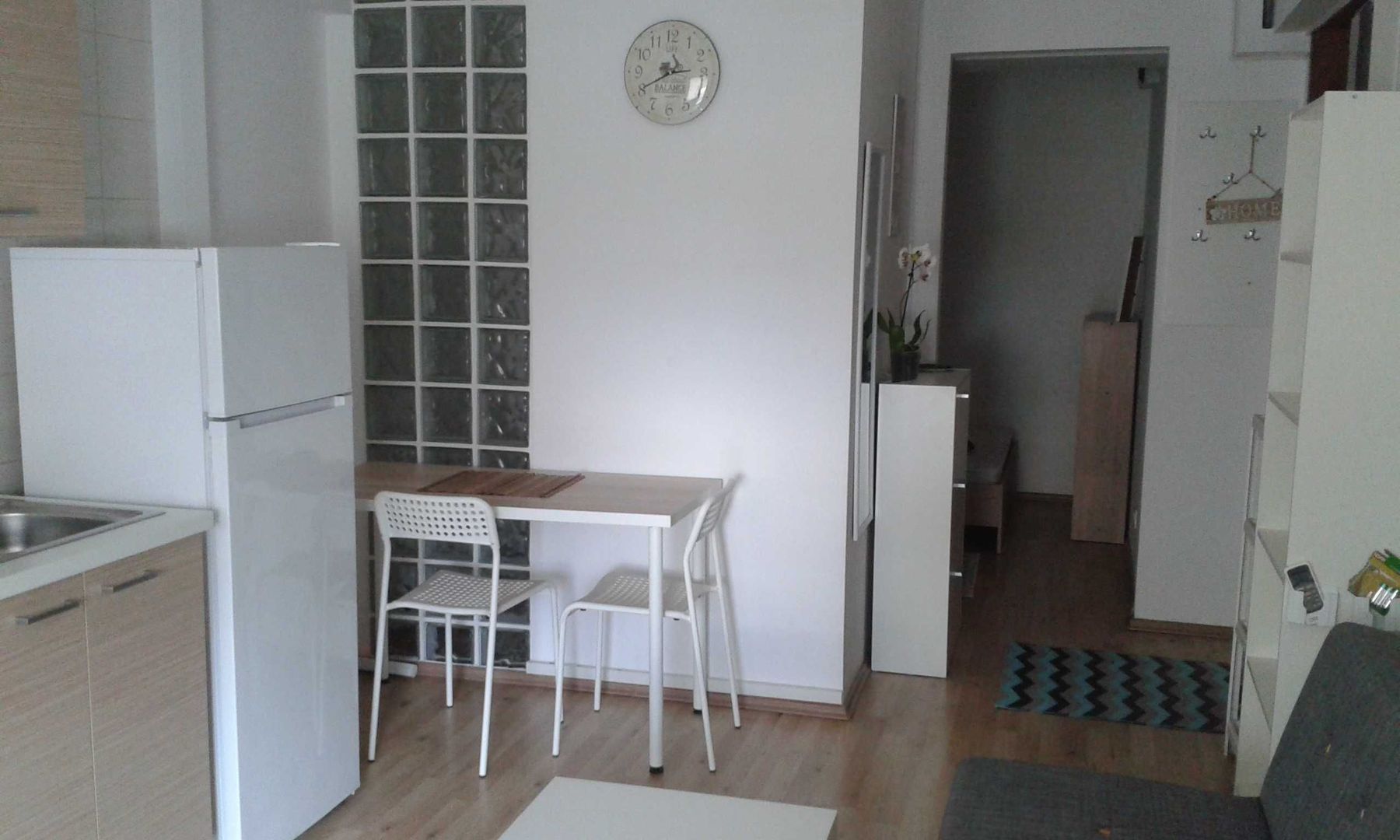 Garsoniera dubla de inchiriat -10 minute de metrou - Poză 2