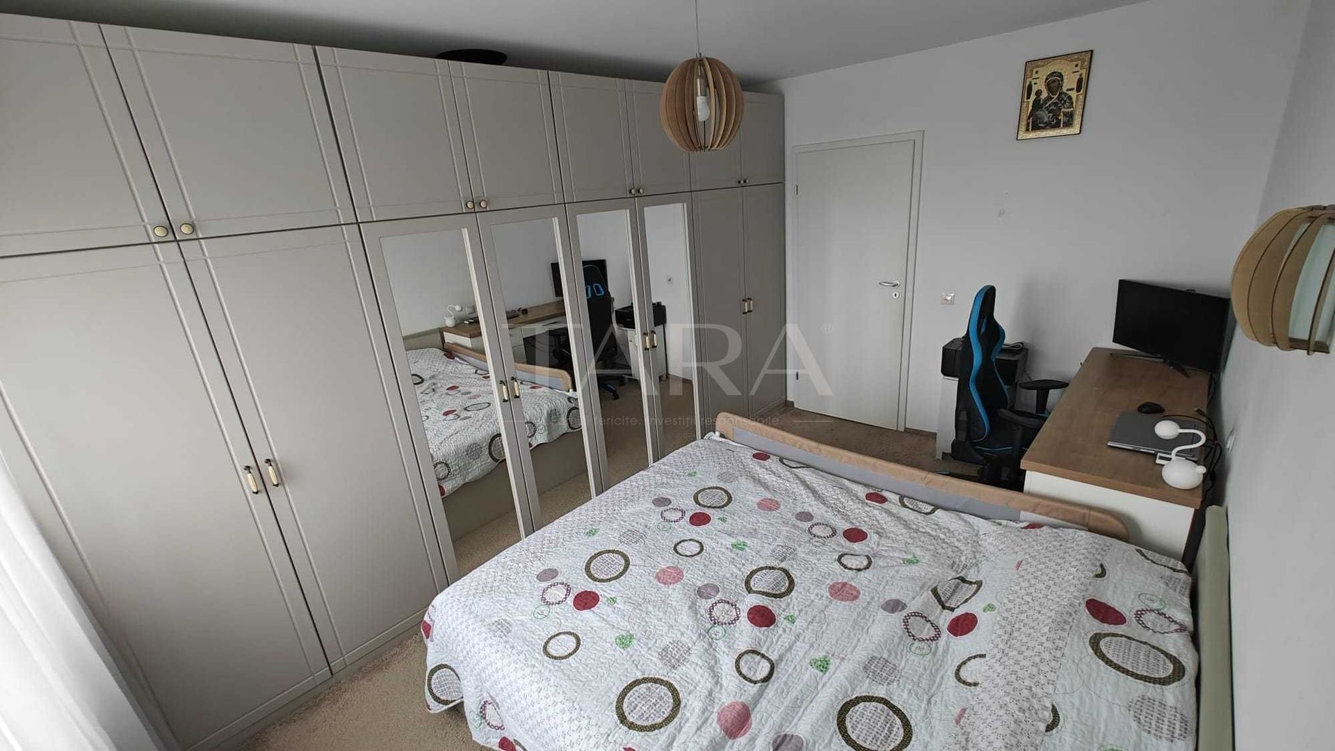 Apartament 3 camere, deosebit, zona Europa. - Poză 4