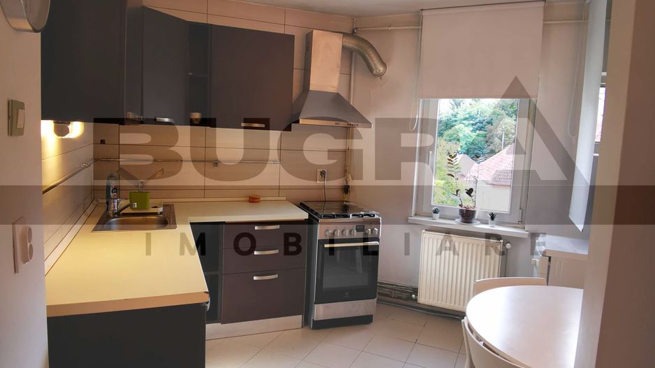 Apartament de 2 camere, decomandat, zona UMF - Poză 6