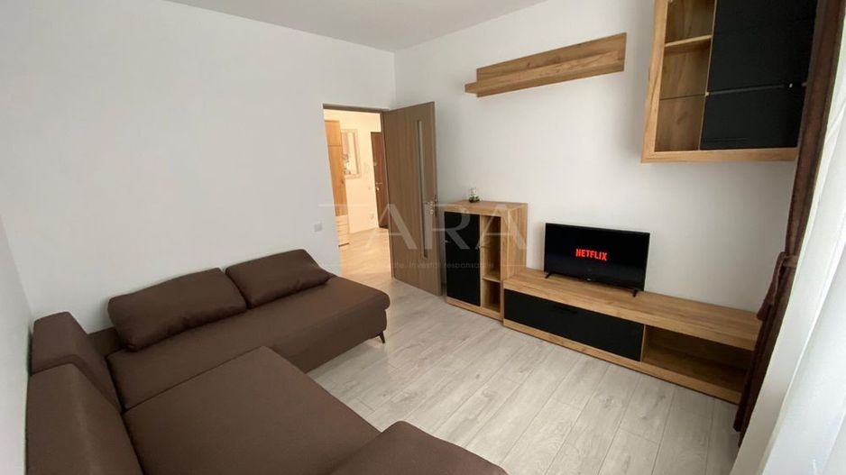 Apartament decomandat cu 2 dormitoare și parcare în CF, zona VIVO! - Poză 6