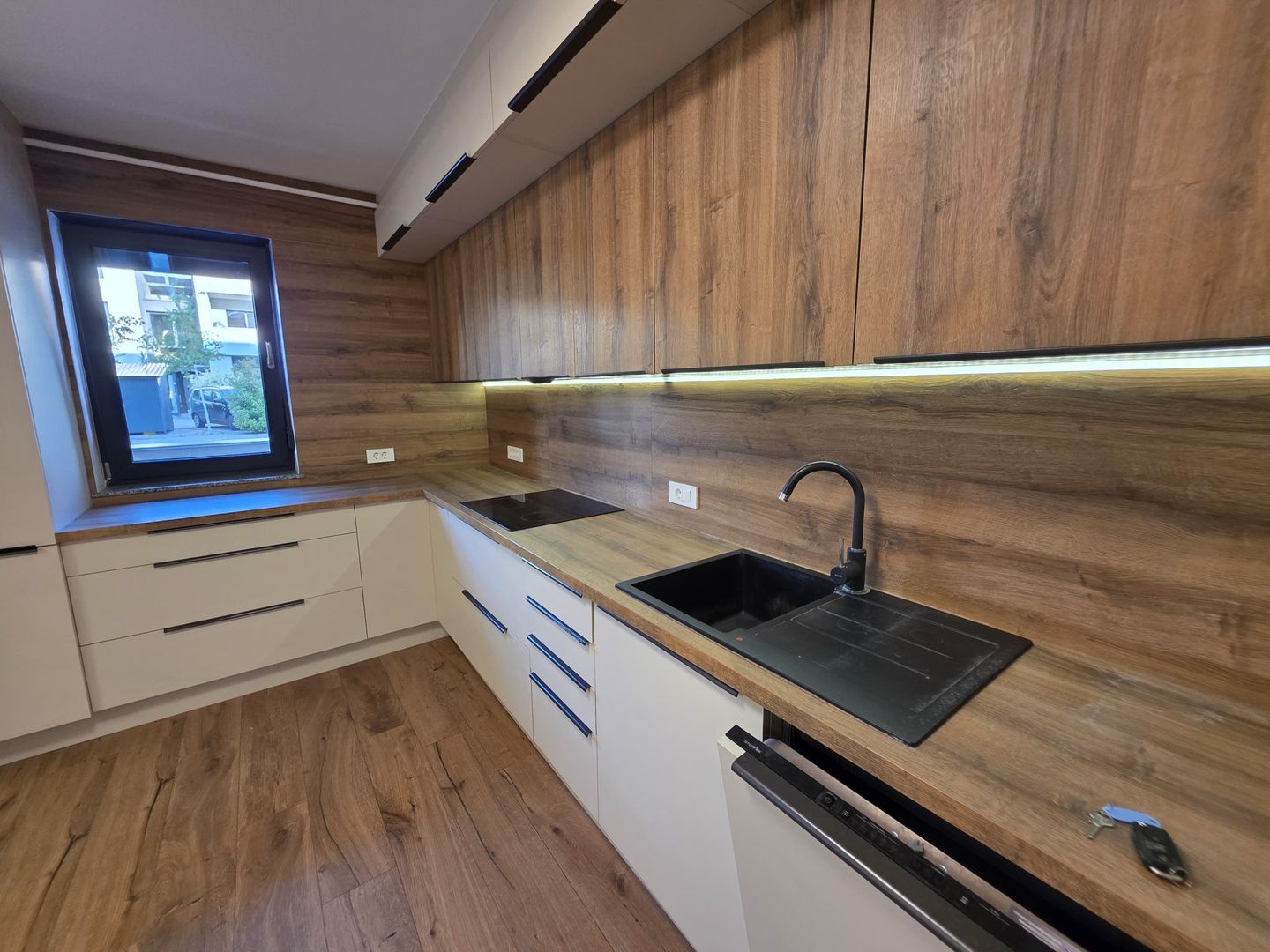 Apartament bloc nou Dumbravita - Poză 1