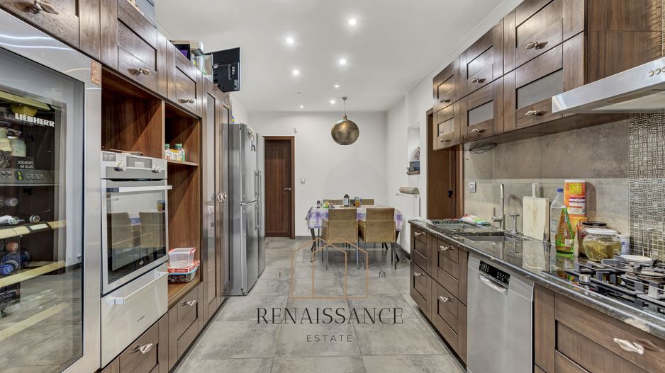 Timisoara Plopi Casa pe Parter cu Piscina | 8 Dormitoare 5 Bai | 3340m - Poză 13