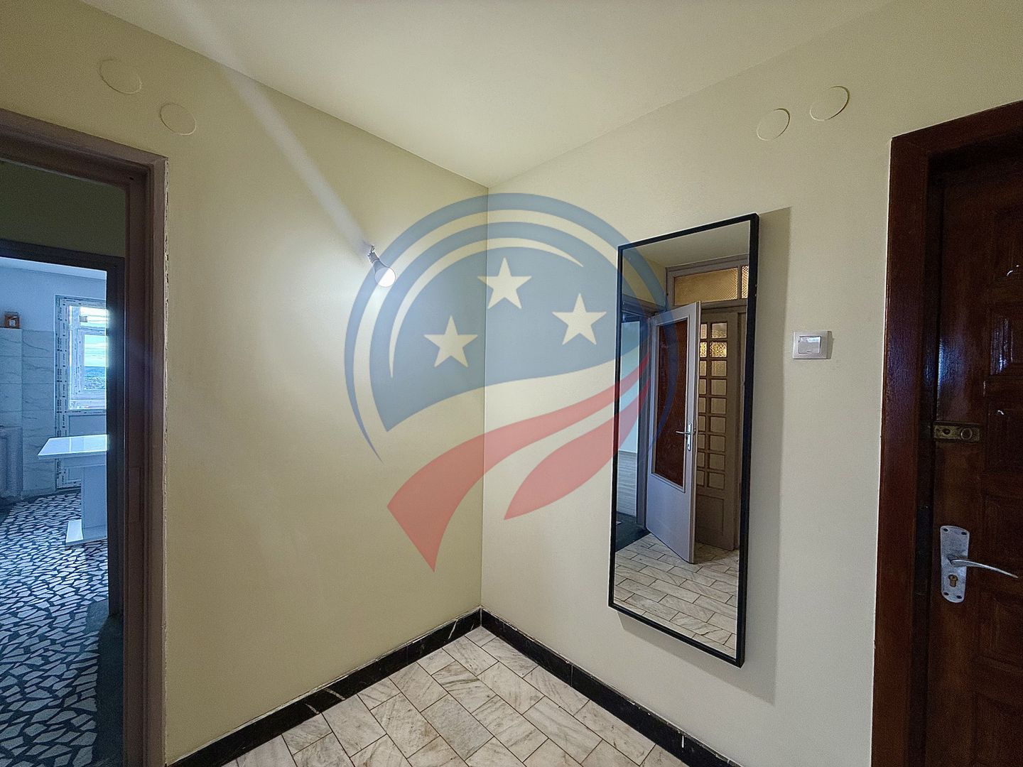 Apartament 4 camere/de inchiriat/ultracentral  Craiova - Poză 9