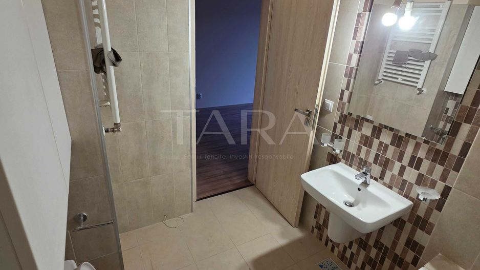 Apartament în zona Între Lacuri - Poză 6
