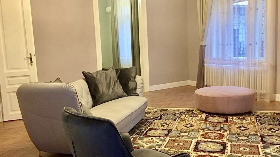 Apartament de 190 mp cu 3 camere de LUX pe Metianu Comision 0 - Poză 1