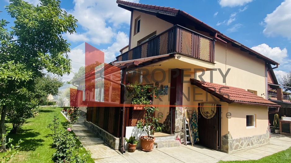 Casa deosebita Ghimbav - Poză 4