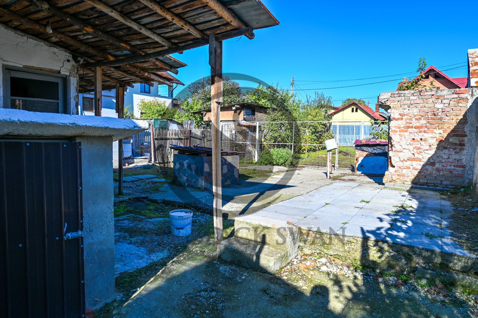 Casa la gri de vanzare | Zona Centrala - Bucov | Comision 0% - Poză 16