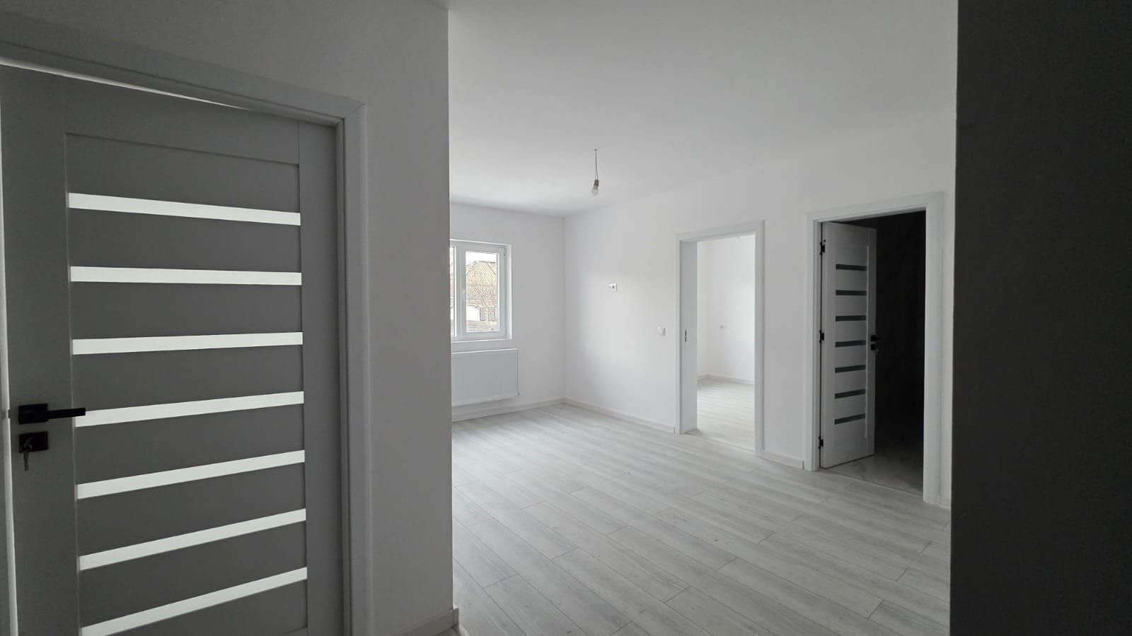 APARTAMENT 2 CAMERE CU  LOC PARCARE INCLUS CUG LUNCA CETATUII - Poză 11