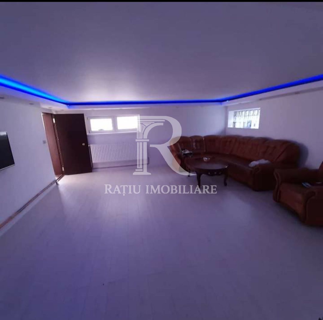 Vilă D+P+M | 238 Mp Sol | Teren 934 mp | Centru Sântandrei | Bihor - Poză 7