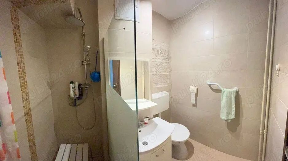 De vanzare Apartament 4 camere LUJERULUI - Poză 6