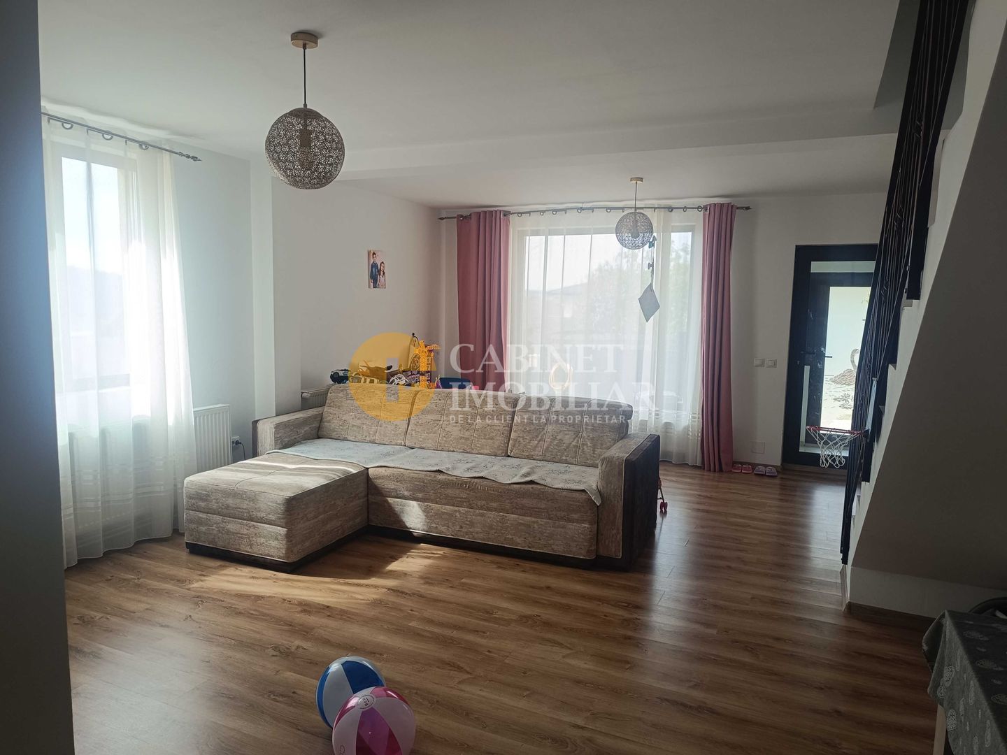 Casa tip duplex 4 camera Valea Adanca - Poză 1