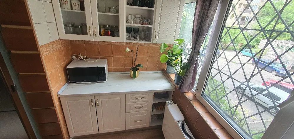 APARTAMENT 4 CAMERE ETAJ 1 BLOC 1982 | METROU FAVORIT - Poză 6