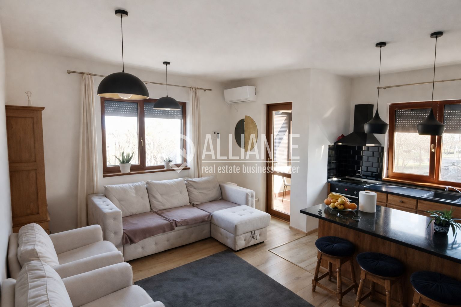 Apartament 2 camere - vedere spre mare /lac- (COD10) MAMIA, BUTOAIE - Poză 1