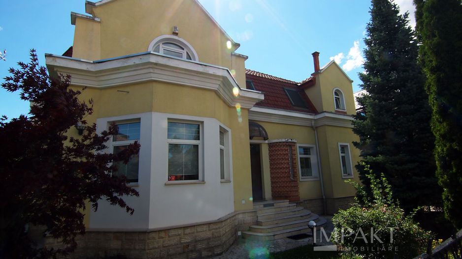 Casa individuala situata la 2 minute de Parcul Engels ! - Poză 33