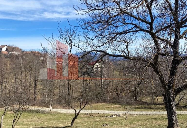 Teren Predelut cu priveliste - Poză 7