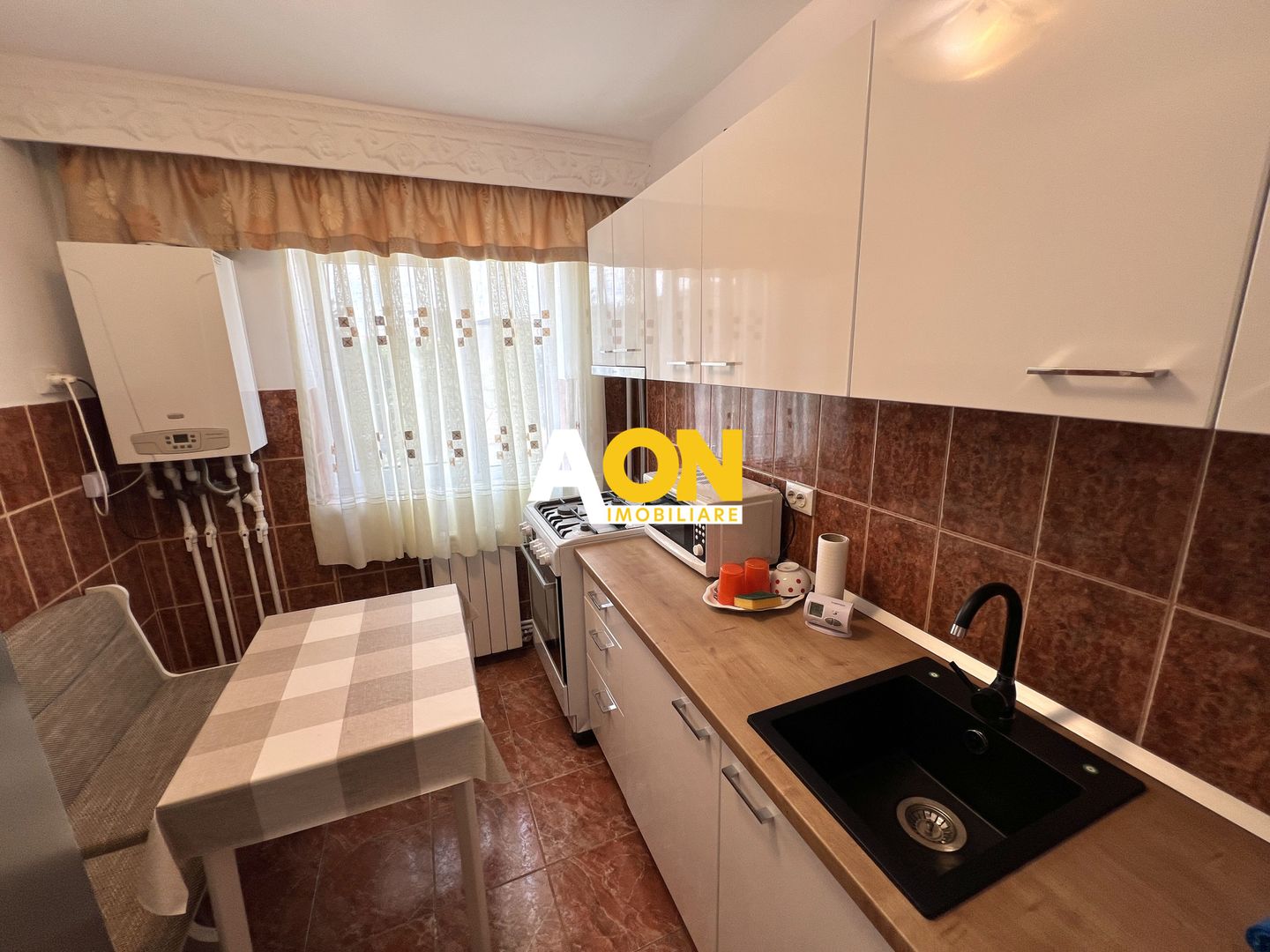 Apartament cu 2 camere, etaj intermediar, zona Parc - Poză 5