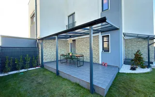 Casa moderna si cocheta. Locatie excelenta. Curte amenajata. Loc de parcare. - Poză 29