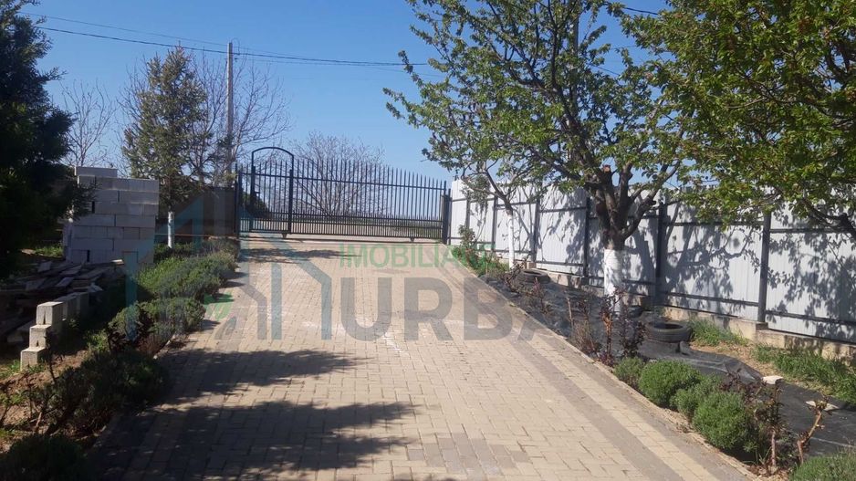 Casă de vânzare în Horlești, comuna Rediu, teren 900 mp, 3 camere - Poză 4