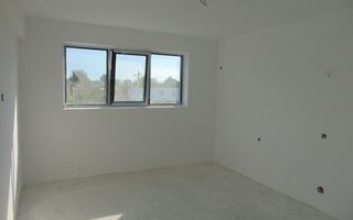 Tunari! Vila de inchiriat, pretabila pentru 15 - 20 muncitori - Poză 5