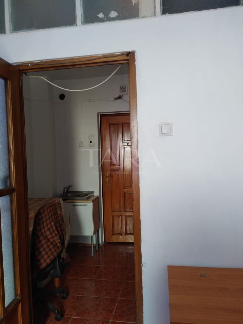 EXCLUSIVITATE. Garsoniera confort 2, zona Scoala de Politie. - Poză 3