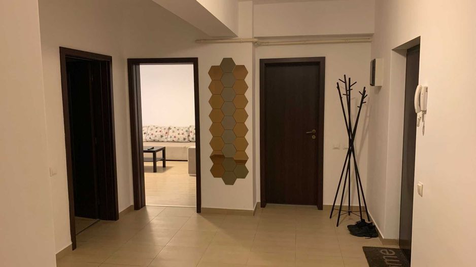 De vanzare apartament 3 camere 95 mp, Cartierul Latin - Poză 1