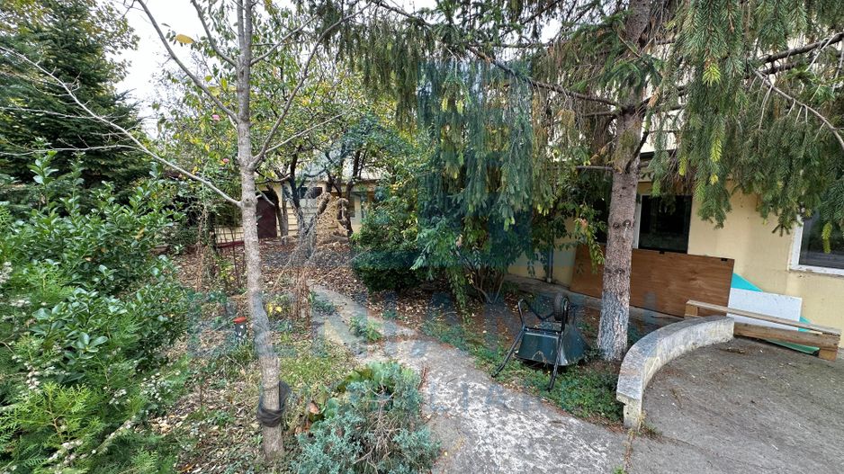 Casa P+M Ciuperca 615mp teren piscina deschidere 20ml disponibila - Poză 1